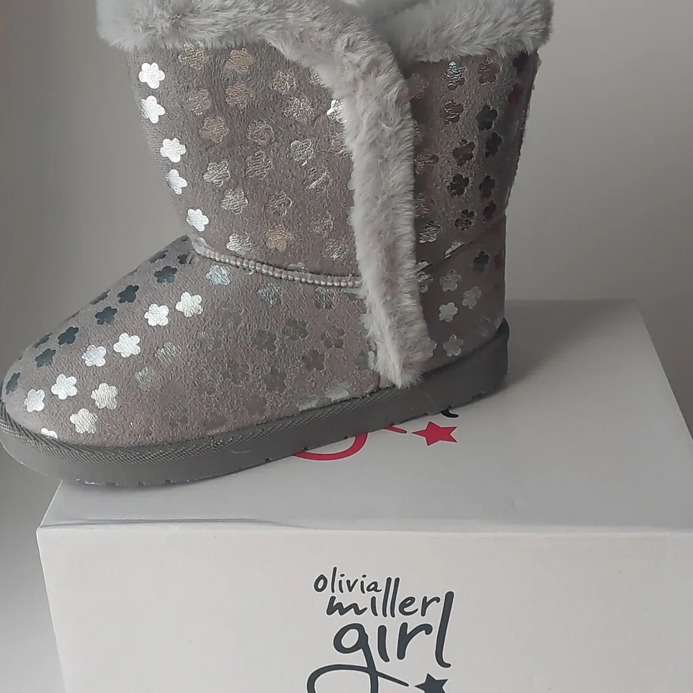 olivia miller girl flowers silver winter boots‎ Big Girls Gray size 5
